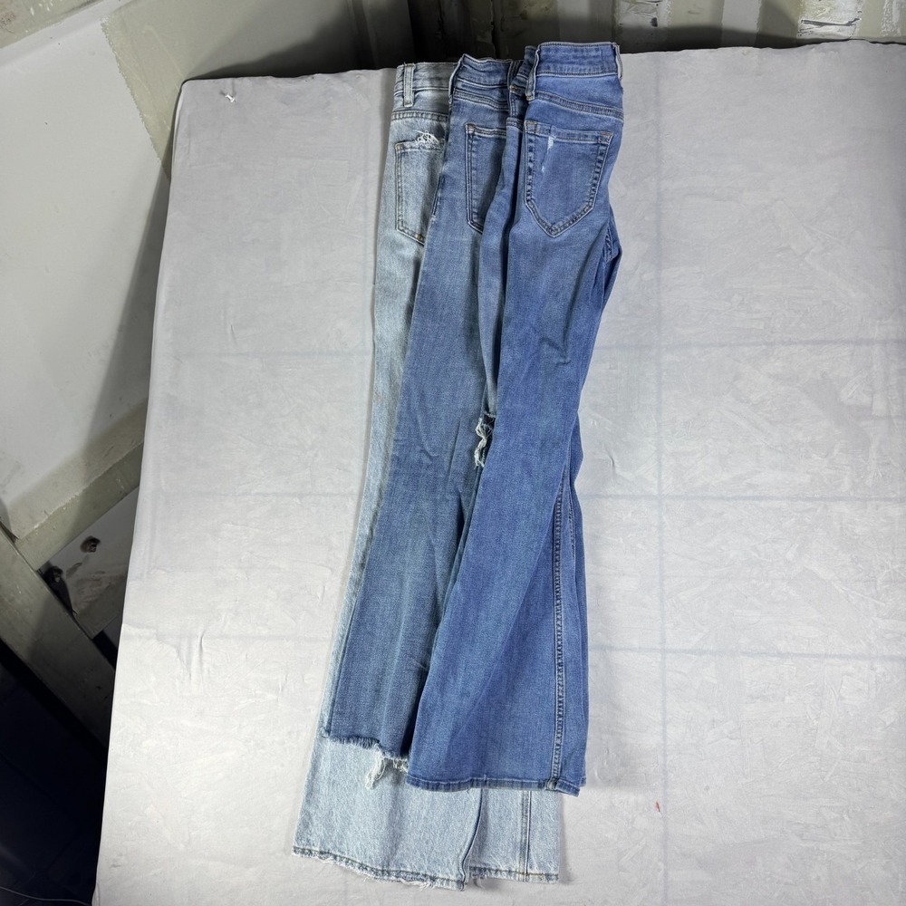 Abercrombie & Fitch Hollister Womens Bootcut Jeans Blue Distressed 24 Lot of 3 - Picture 2 of 10